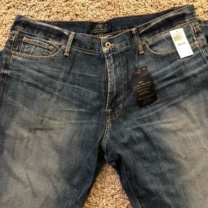 NWT Men’s Lucky Brand Jeans